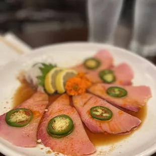 Raw Sushi Bar Lounge