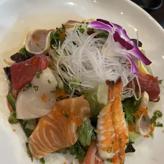 Sashimi Salad