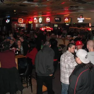 a crowded bar