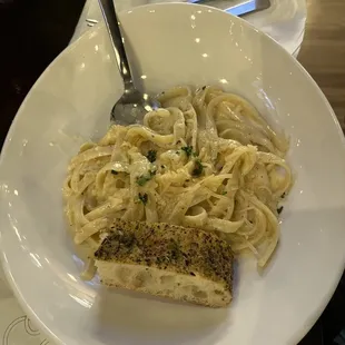 Fettuccine Alfredo with Chicken