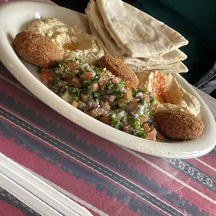 Appetizer sampler