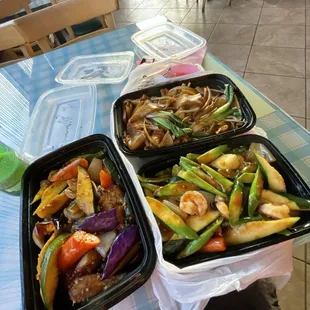 I got the eggplant basil, asparagus shrimp and seafood chicken chow fun.