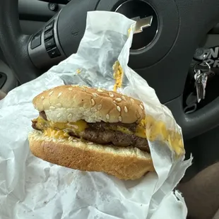 Double Cheeseburger