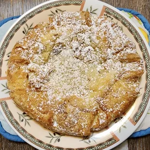 Raymond's almond pastry