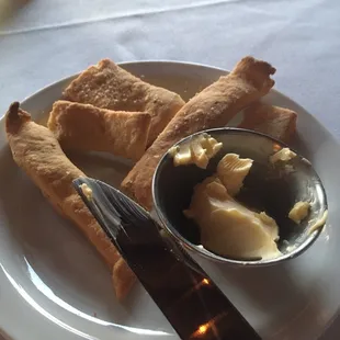 This was the complimentary pre-meal treat, which was warm, delicious, and a top-secret, personal recipe of the chef&apos;s.