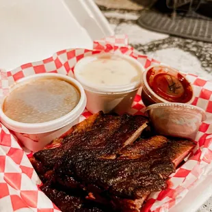 4 Ribs Dinner (St. Louis Style)