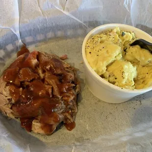 Pulled pork no bun, side of potato salad