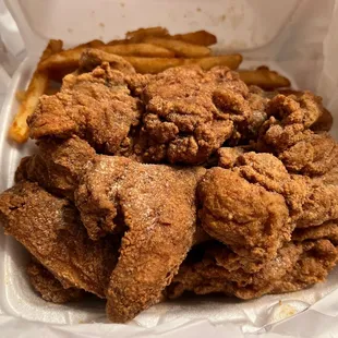chicken wings, fried chicken wings, poultry, bbq chicken, chicken, chicken wings and fried chicken, food, bbq wings, fried chicken