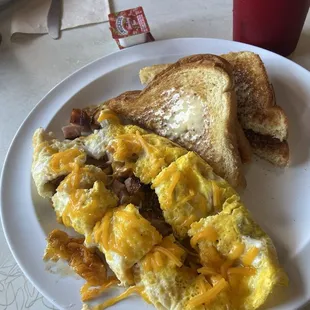 Ham &amp; Cheese Omelette with toast.
