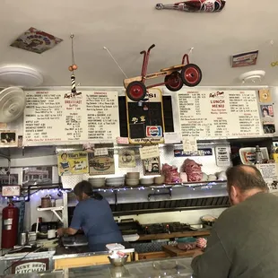 sushi and sashimi, interior