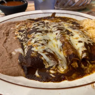 Molè enchiladas