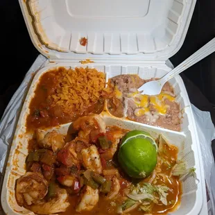 an open takeout container