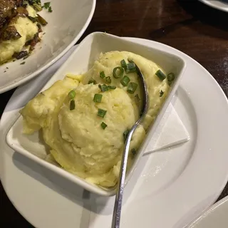 Yukon Gold Whipped Potatoes