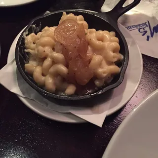 Cast Iron Mac and Cheese