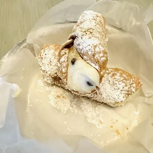 Cannolis