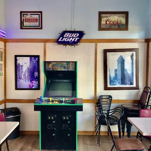 an arcade game in a restaurant