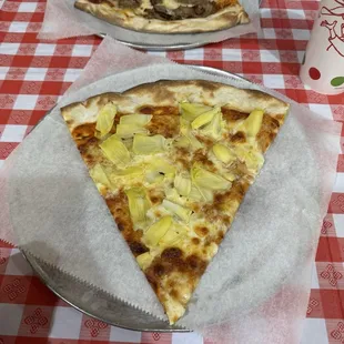 Single Slice w Artichoke