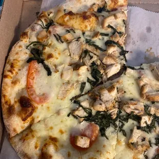 The Margherita add Chicken! Awesome! Perfect!