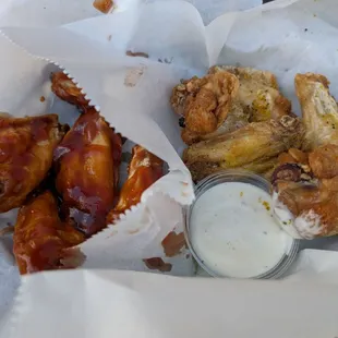 12 wings