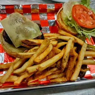 BB (Beef &amp; Brisket) Burger