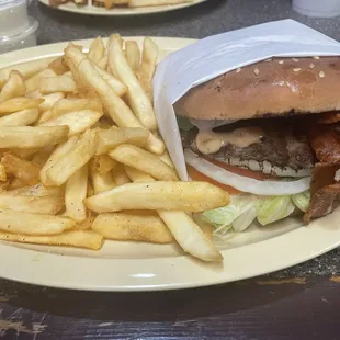 Bacon Avocado Cheeseburger