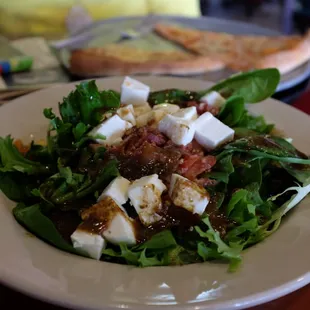 soho spinach salad w/ garlic balsamic vinaigrette.