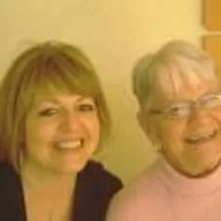 Vicki V.