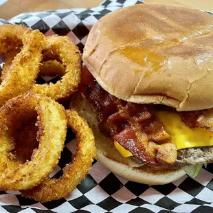 RD&apos;s 1/4 Pounder with Bacon, Cheese, Lettuce, and Tomatoes with Onion Rings