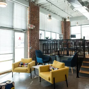 Lots of seating, places to work.