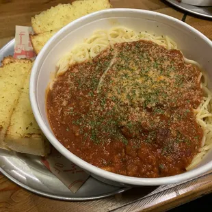 Bucket meat sauce special