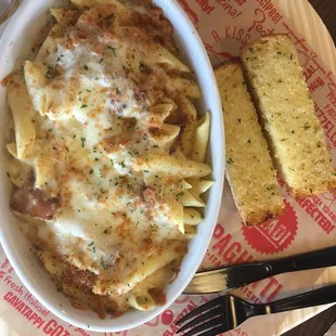 Baked Penne Alfredo Pasta