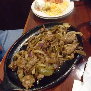 Chicken fajita meal.