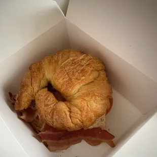 Breakfast sandwich with bacon