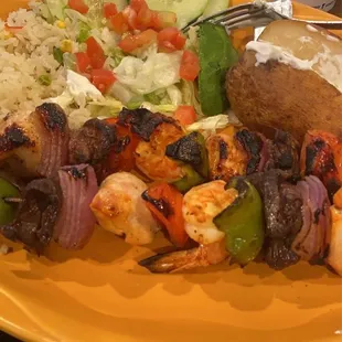 Mar y tierra brochetas