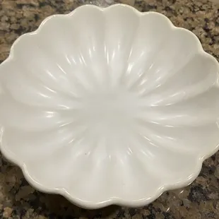Bought this adorable scalloped dish, great size foe a lot of things!