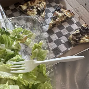 Cesar salad and Mushroom pizza