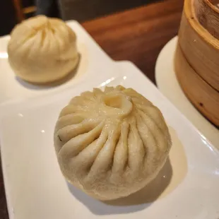 Steamed Bun with Bok Choy and Mushroom