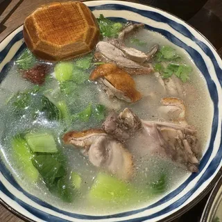 Roast Duck Sliced Noodle Soup