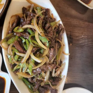 Stir-Fried Shredded Beef with Chili Pepper
