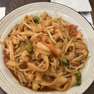 Vegetable Fried Sliced Noodle