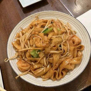 Shrimp Fried Sliced Noodle