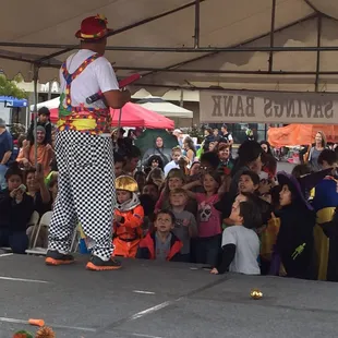 Entertaining the crowd at Antelope Crossing Spooktacular 2015
