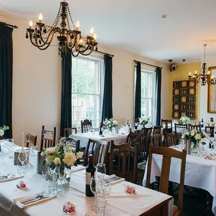 Elegant dinner party Yes we can do last minute 1 week advance notice.