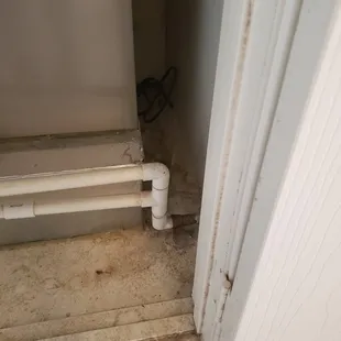 Furnace access door