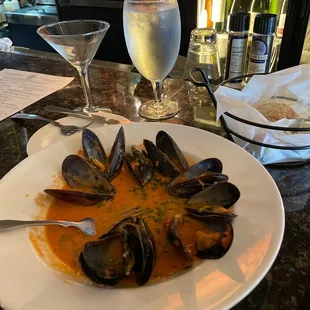 Mussels and martini