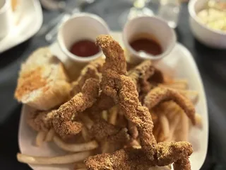 Mississippi Boy Catfish & Ribs