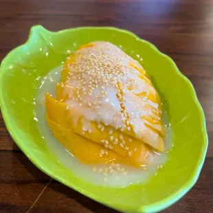 Mango with Sticky Rice (Seasonal) - yummy!