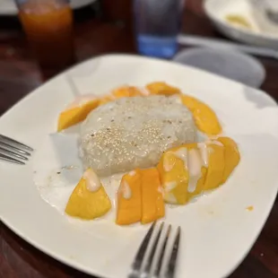 Mango sticky rice