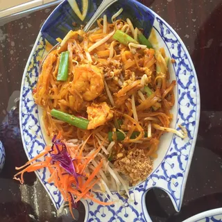 1. Pad Thai Noodles