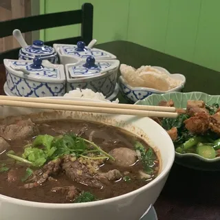 8. Chinese Broccoli and Crispy Pork Special